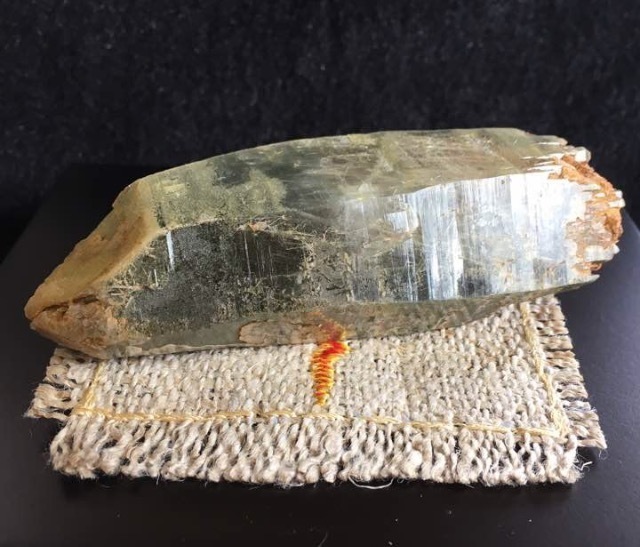 七彩玉 大原石 七彩玉原石